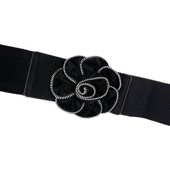 Black Stretch Cinch Belt with Flower outlined in Zipper main image 5